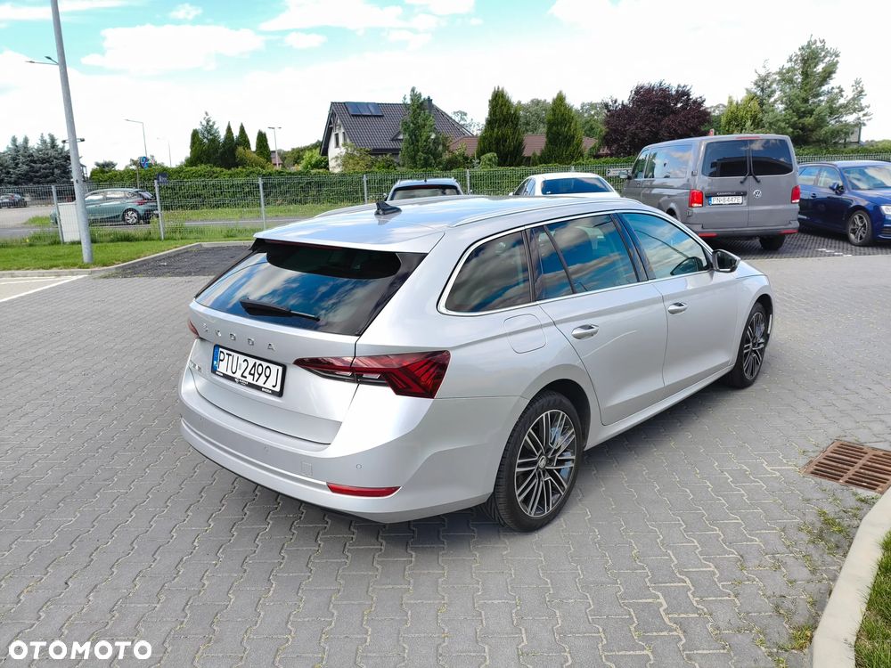 Skoda Octavia 2.0 TDI DSG Ambition - 4