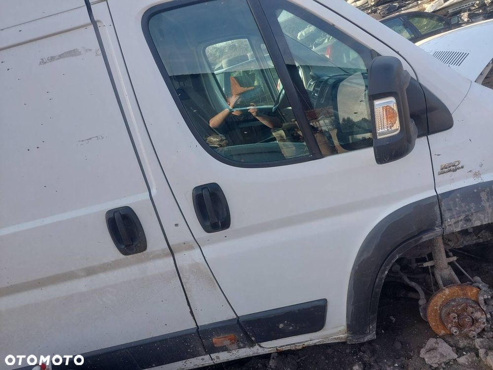 DRZWI KOMPLETNE PRAWY PRZÓD FIAT DUCATO III - 1