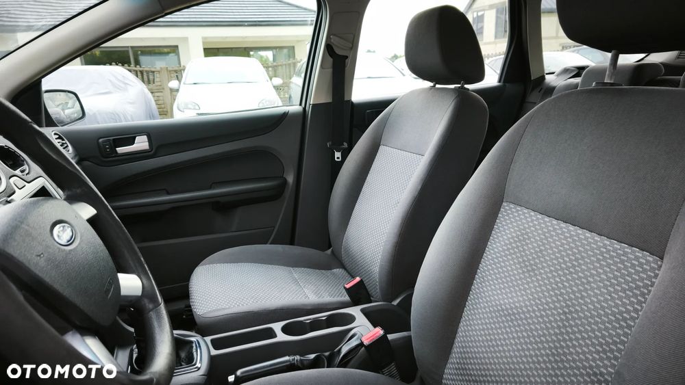 Ford Focus - 16