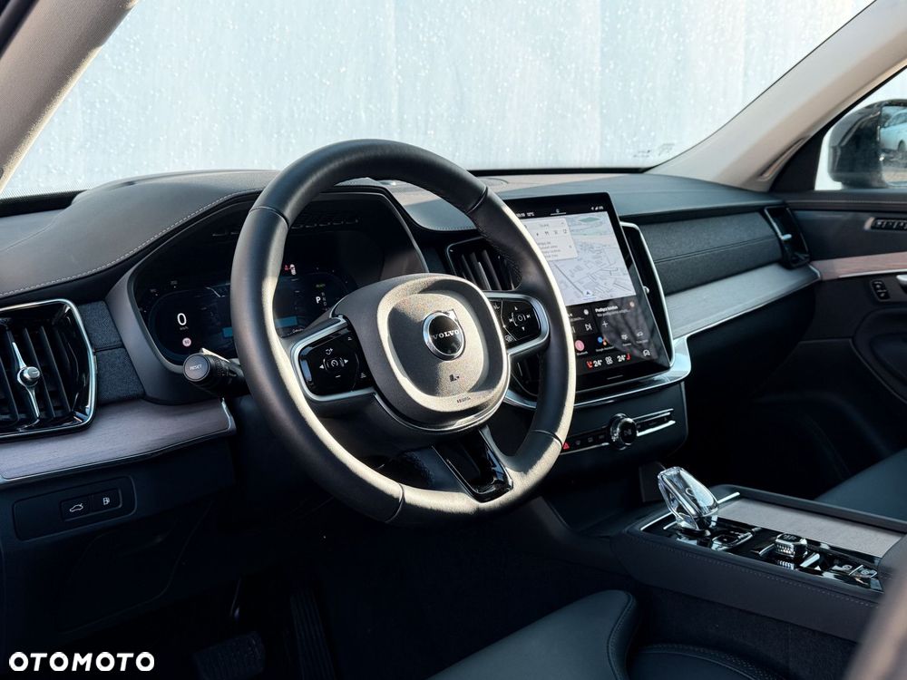 Volvo XC 90 - 23
