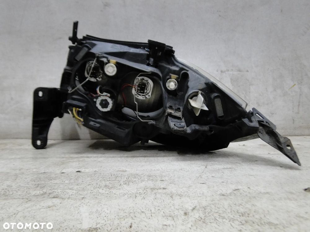 BMW 1 E87 E88 E82 E81 LIFT LAMPA PRAWA PRZÓD PRZEDNIA ŚLIZG EUROPA - 6