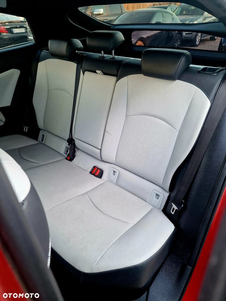 Toyota Prius Hybrid Executive - 21