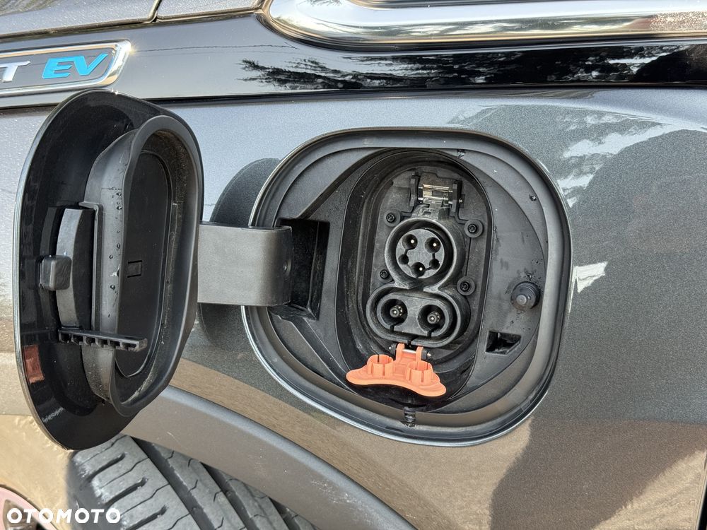 Chevrolet Bolt - 13