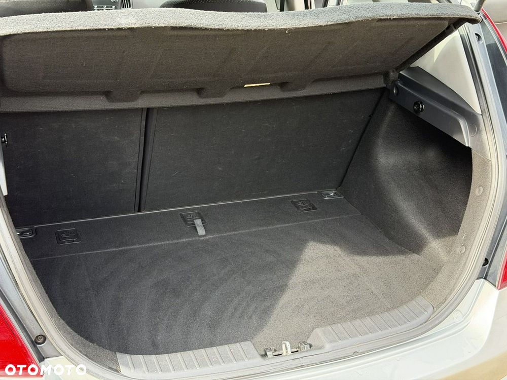 Hyundai i30 - 24