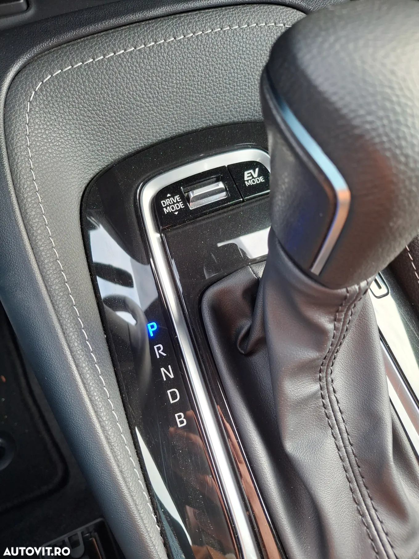 Suzuki Swace 1.8 E-CVT HEV Spirit - 21