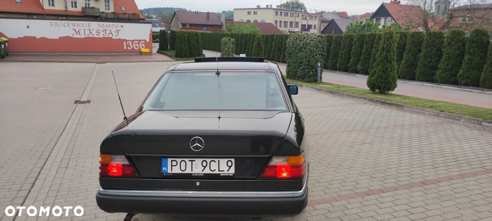 Mercedes-Benz W124 (1984-1993) - 30