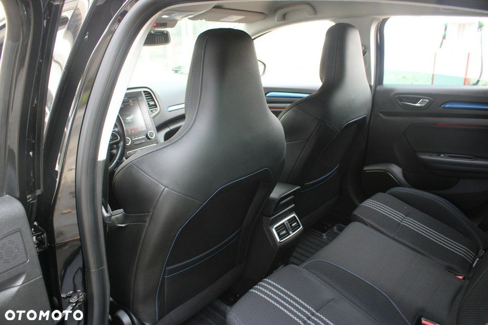 Renault Megane 1.6 TCe GT EDC - 32