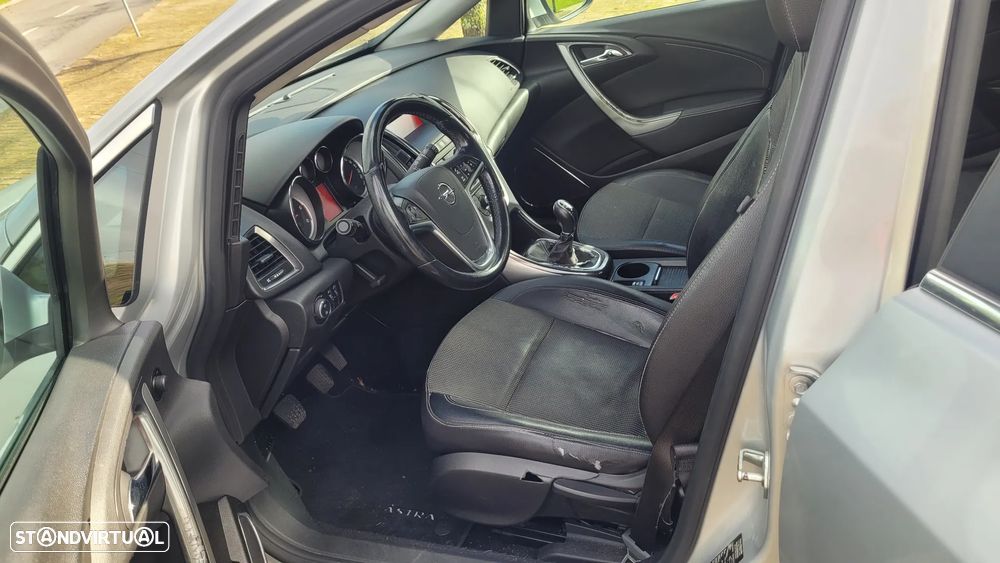 Opel Astra 1.7 CDTI Cosmo - 4