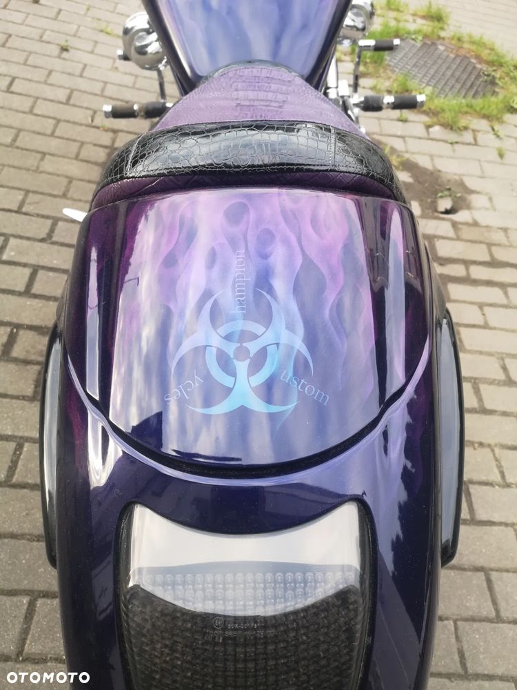 Suzuki Boulevard - 6