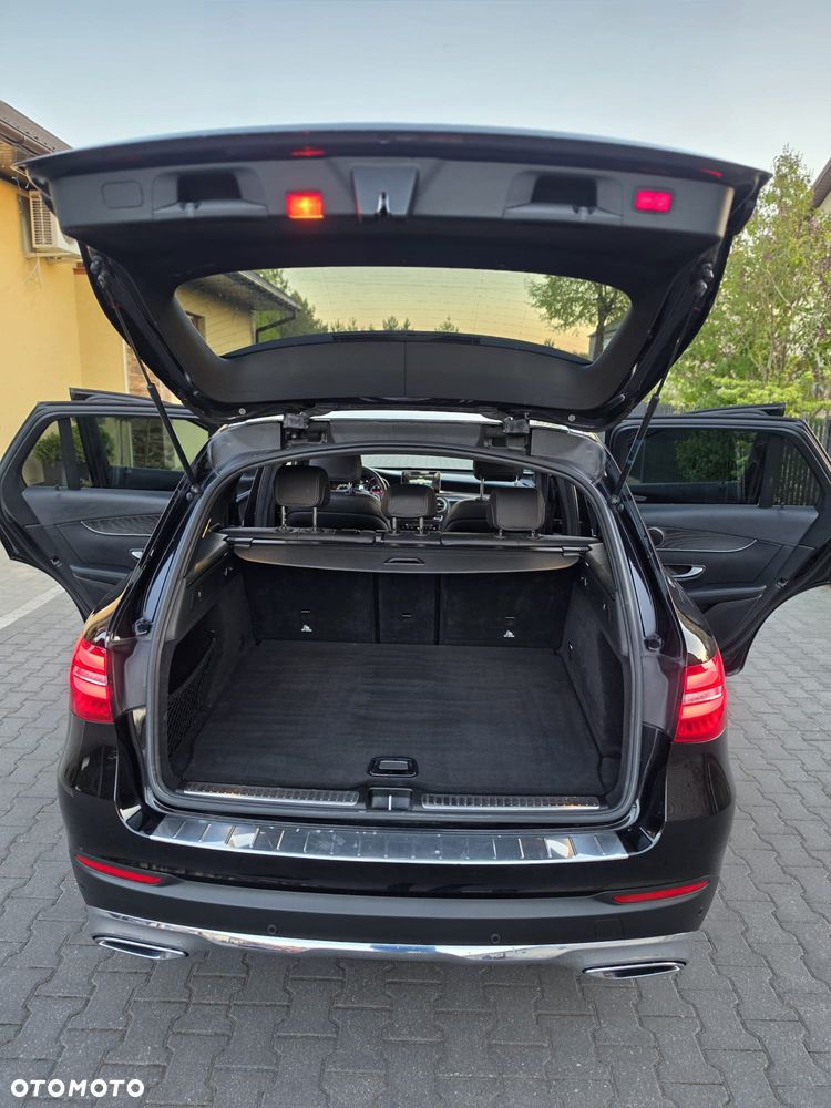 Mercedes-Benz GLC - 9