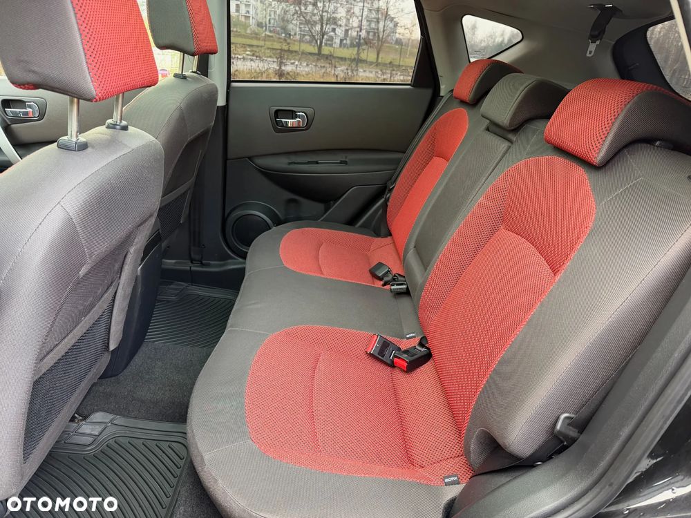 Nissan Qashqai 2.0 dCi 4x4 Tekna - 12