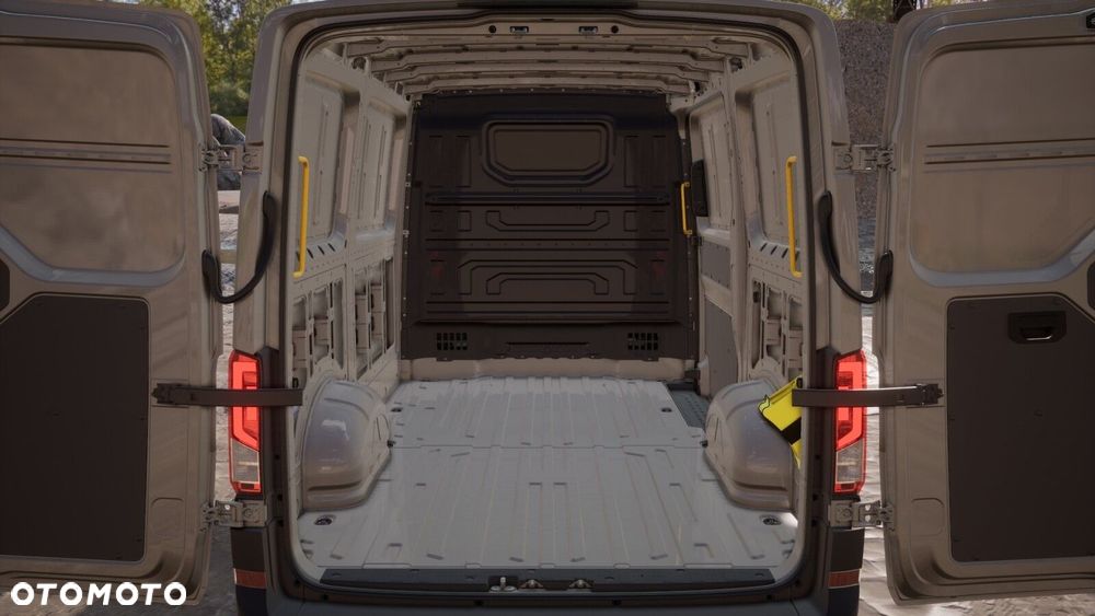Volkswagen Crafter - 14