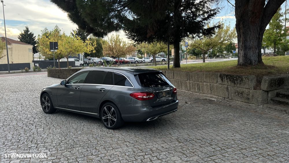 Mercedes-Benz C 300 - 10