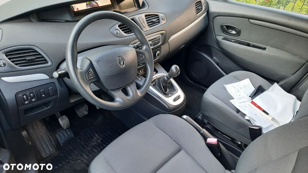 Renault Scenic 1.6 16V TomTom Edition - 18