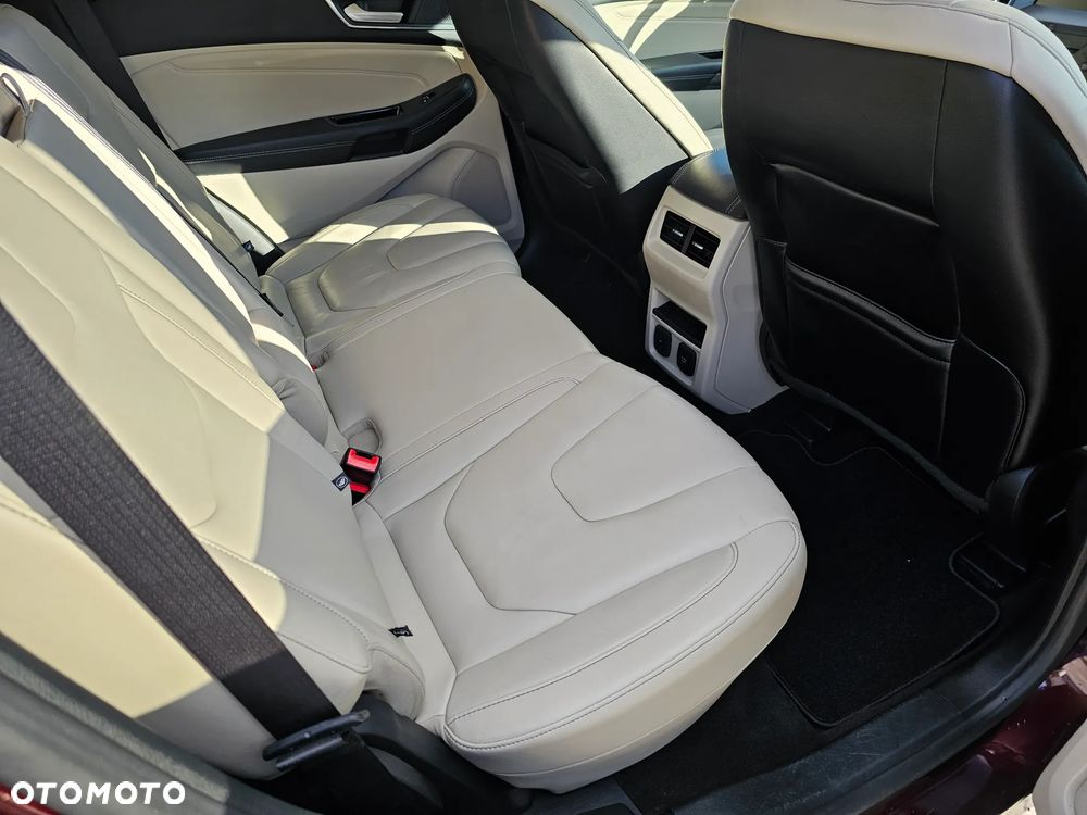 Ford Edge - 15