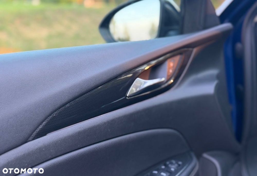 Opel Insignia - 8