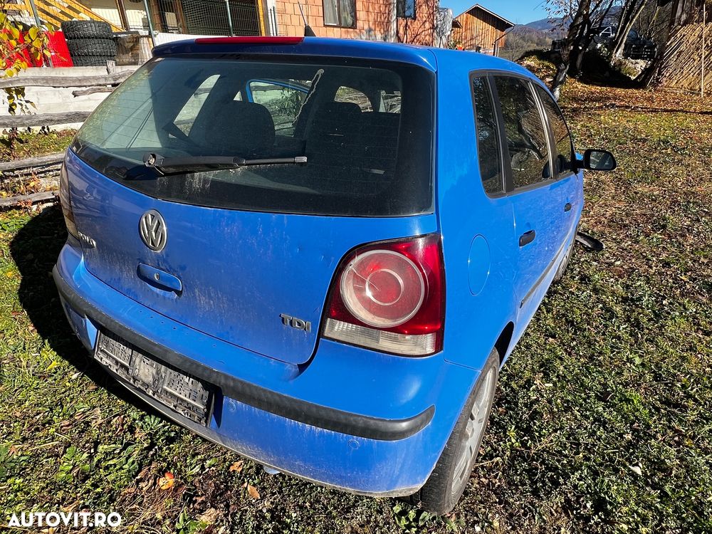 Volkswagen Polo - 4