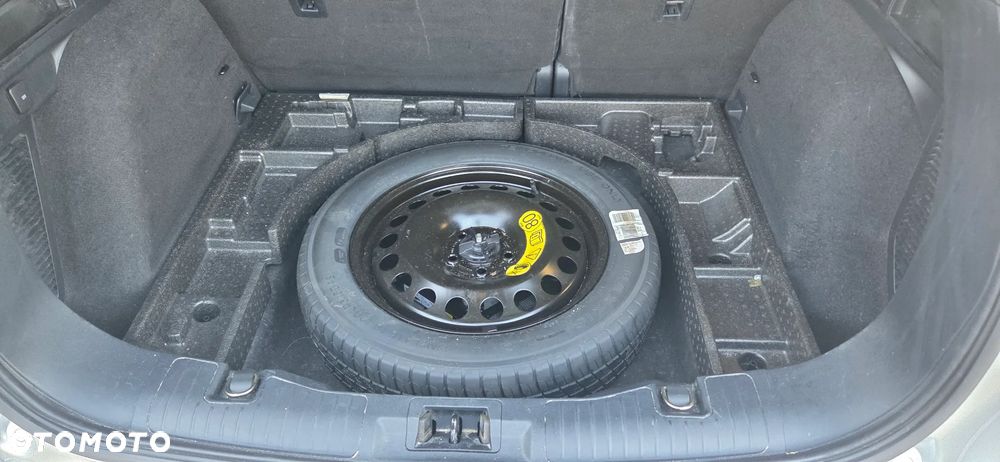 Ford Kuga - 23