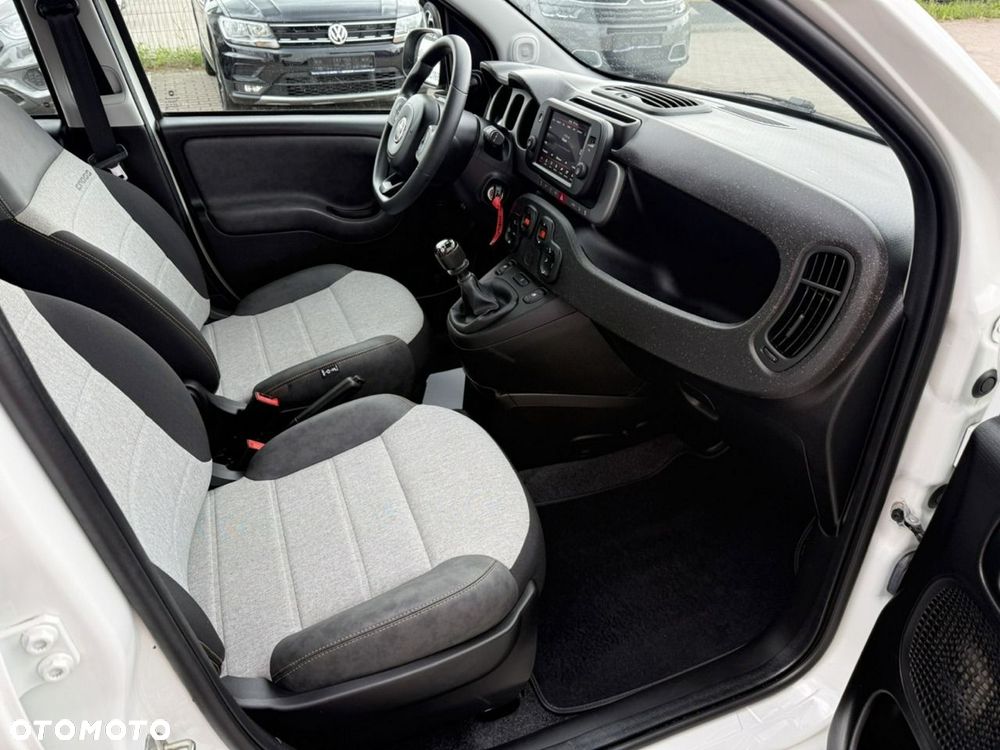 Fiat Panda 1.0 Hybrid City Cross - 12