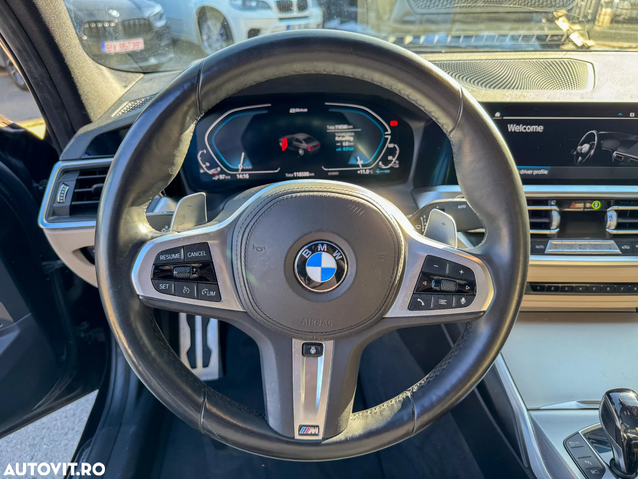 BMW Seria 3 330e Aut. M Sport - 8