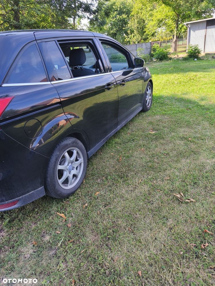 Ford Grand C-MAX - 3