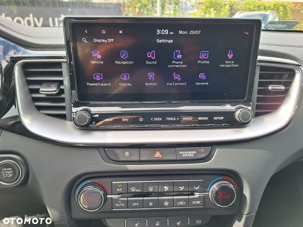 Kia Ceed - 23