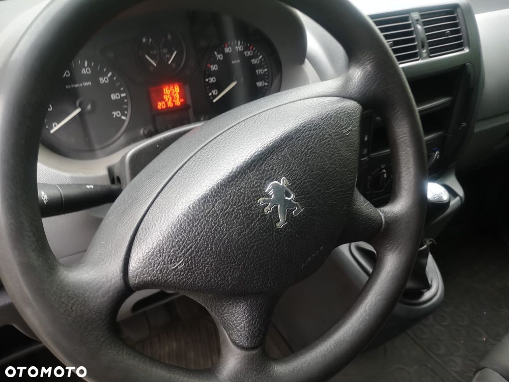 Peugeot Expert - 9