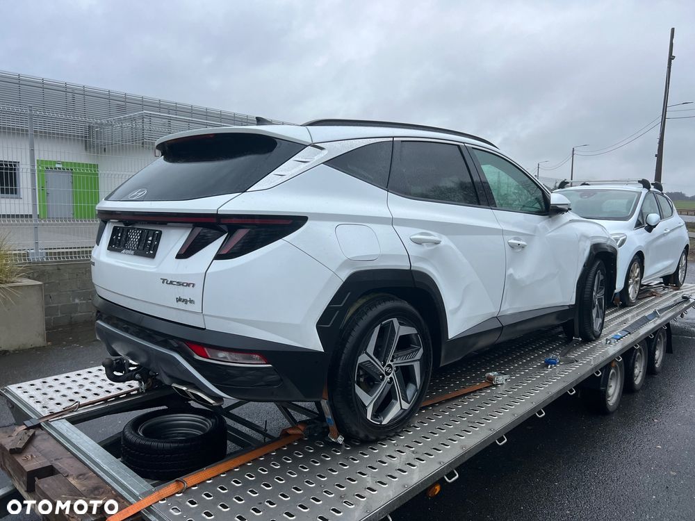 Hyundai Tucson ver-1-6-t--gdi-plug--in--hybrid-4wd-blackline - 14
