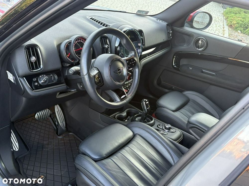 MINI John Cooper Works - 10