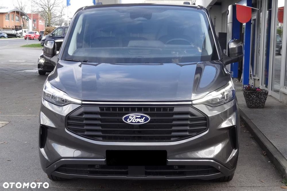 Ford Transit Custom 320 L2H1 Limited A8 2.0 170KM - 3