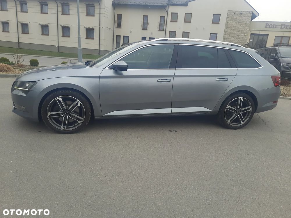 Skoda Superb 2.0 TSI 4x4 Ambition DSG - 35