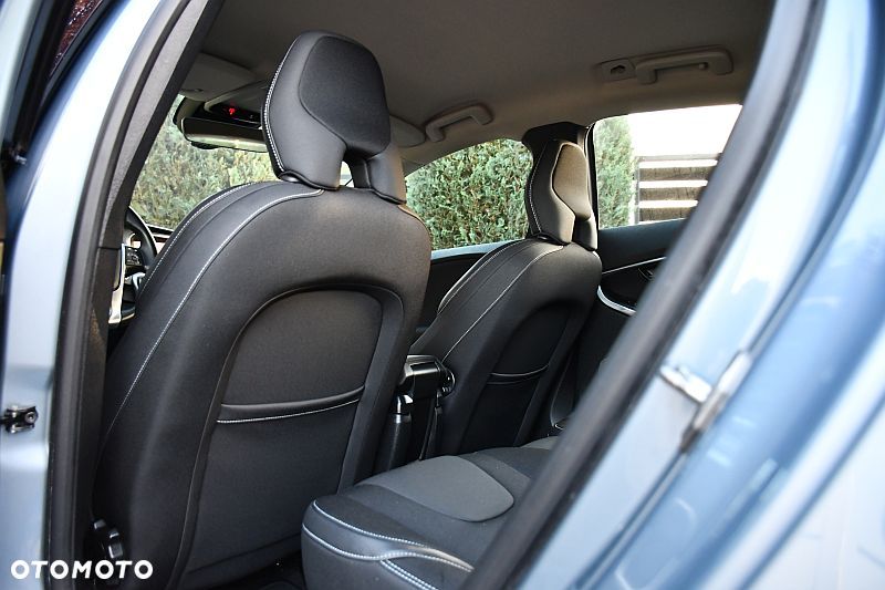 Volvo V40 T3 Momentum - 20