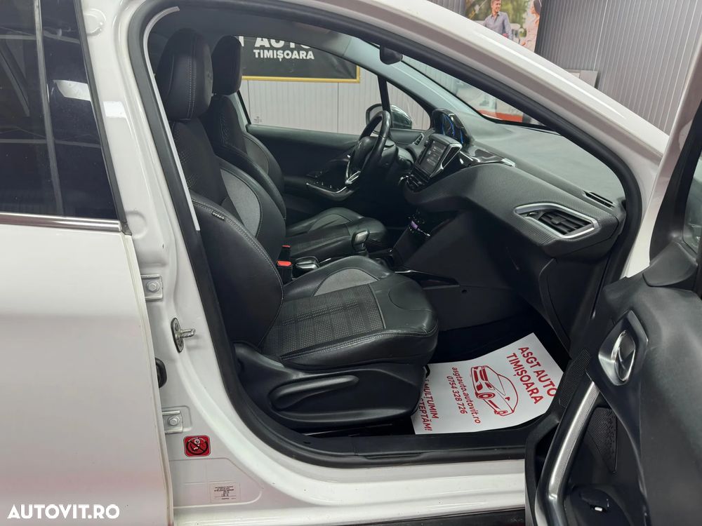 Peugeot 2008 - 12
