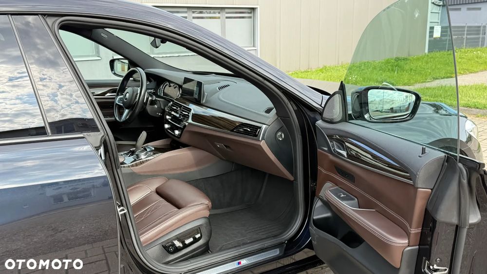 BMW 6GT - 11