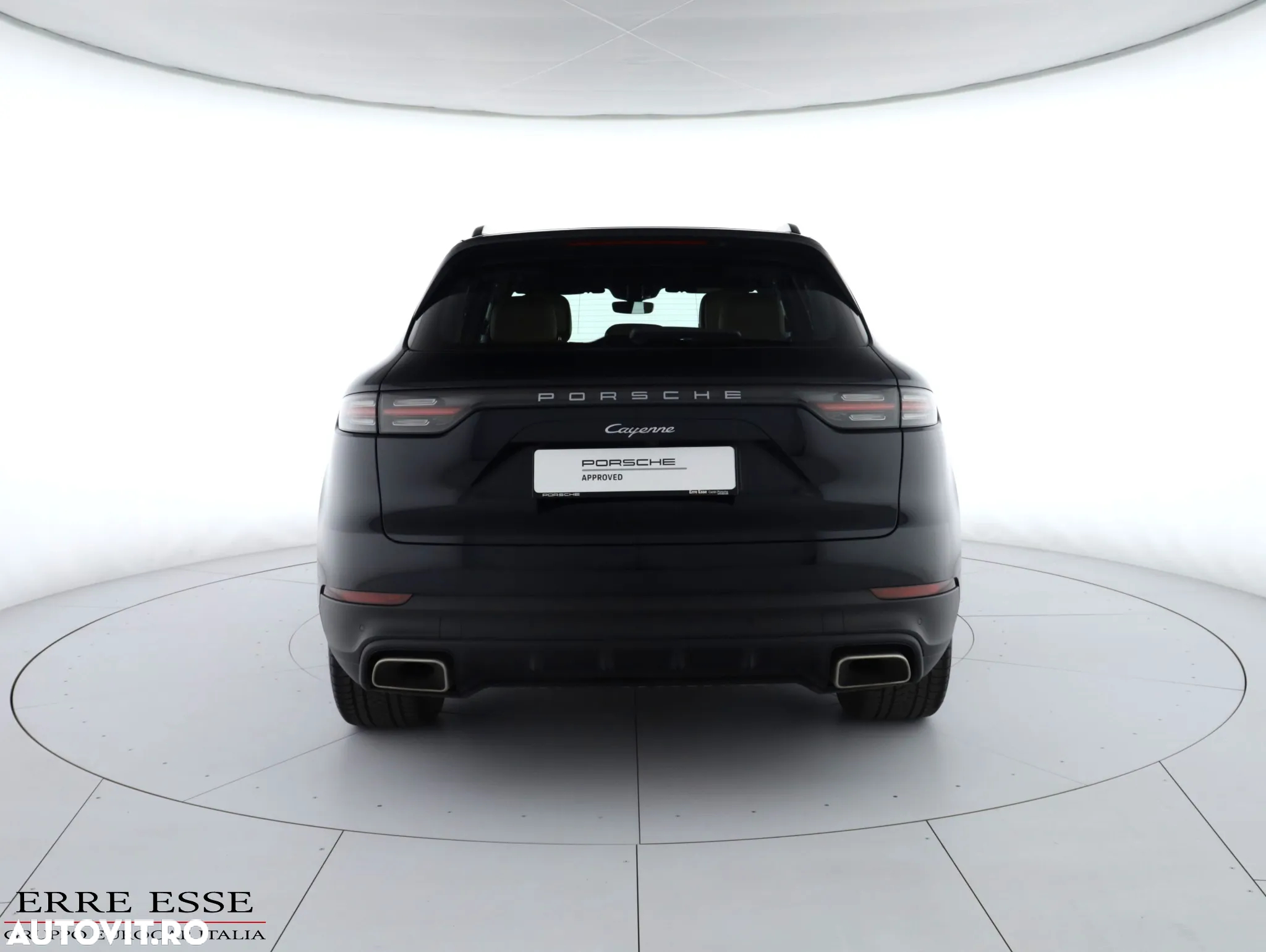 Porsche Cayenne - 33