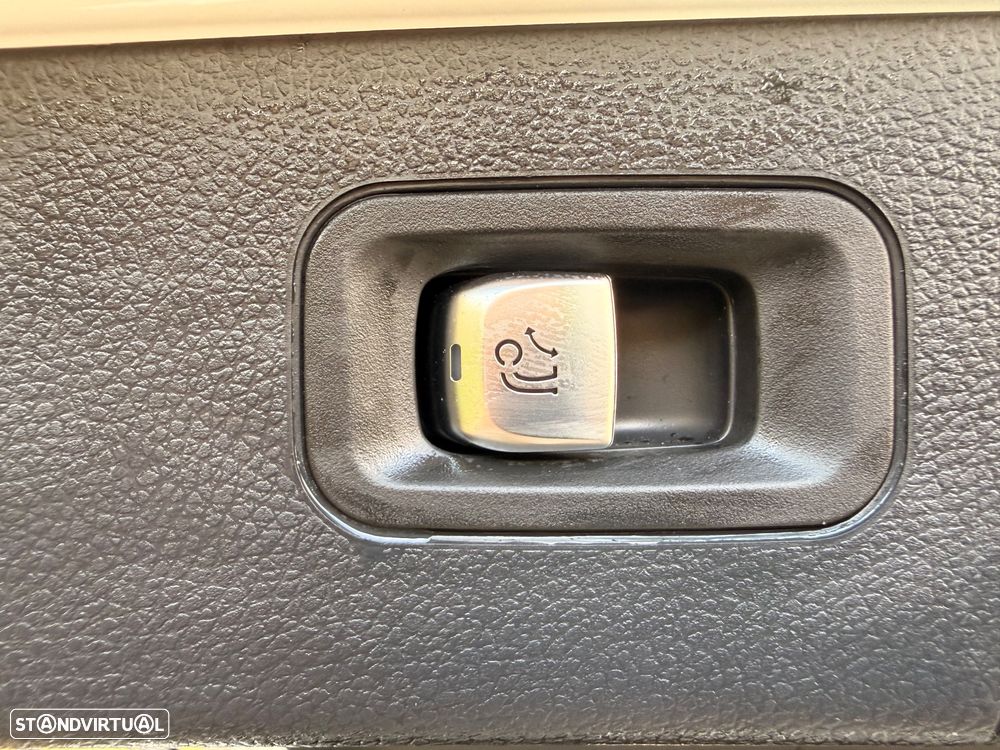 Mercedes-Benz GLC 300 de 4Matic - 20