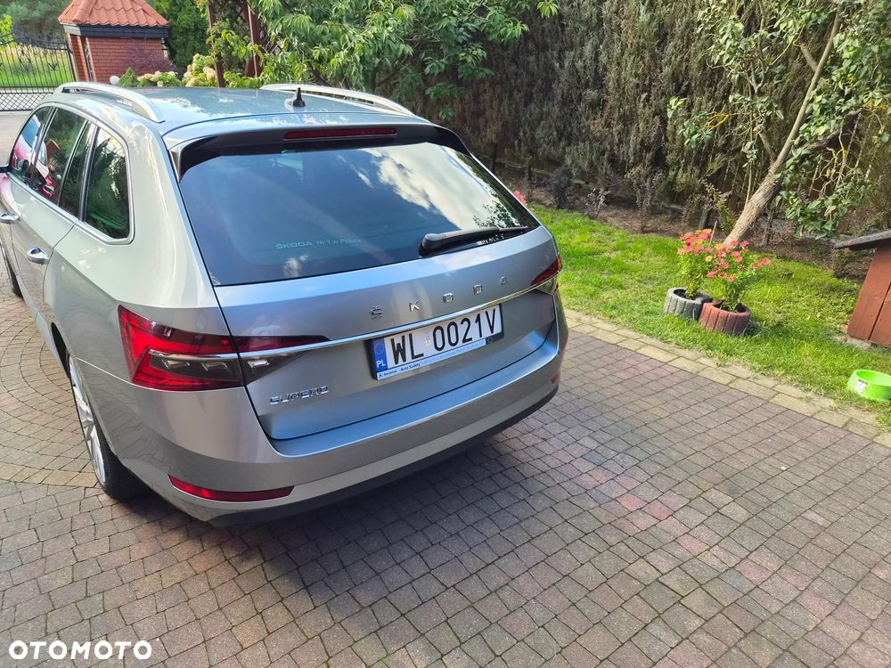 Skoda Superb 2.0 TDI SCR Style DSG - 8