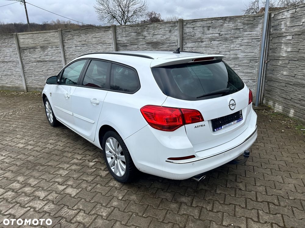 Opel Astra - 8