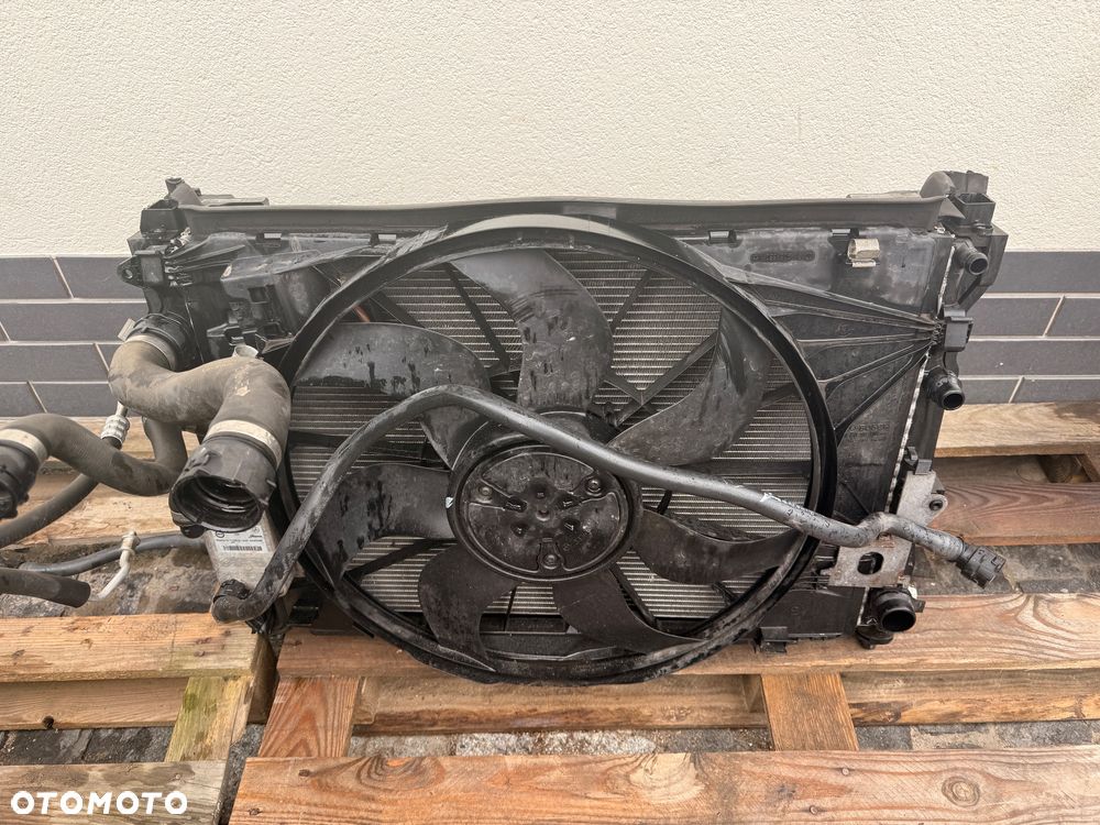 Komplet chłodnic Mercedes W205 C350e hybryda A0995002003 A0999061200 A0995001300 - 1