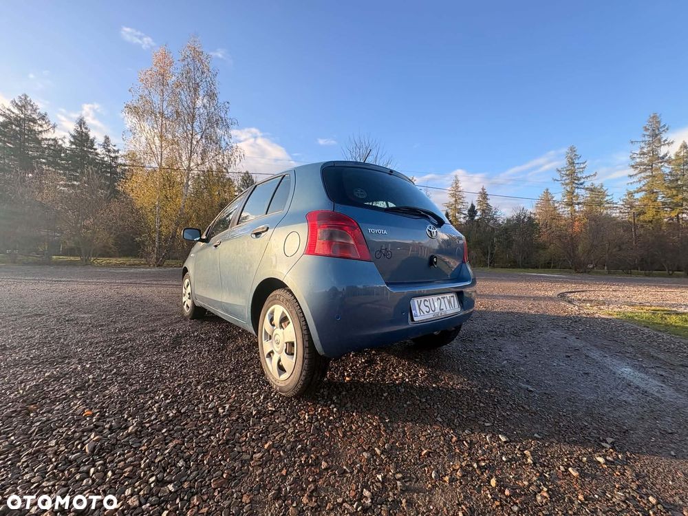 Toyota Yaris 2008 photo 4