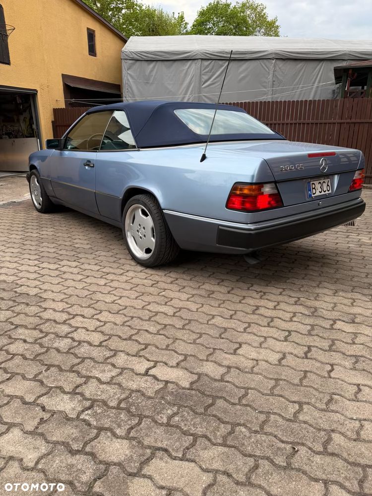 Mercedes-Benz W124 (1984-1993) - 10