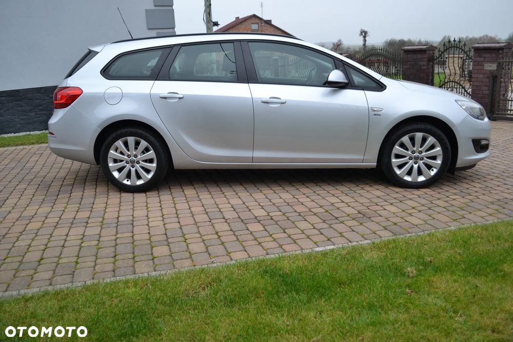 Opel Astra 1.4 T Cosmo EU6 - 15