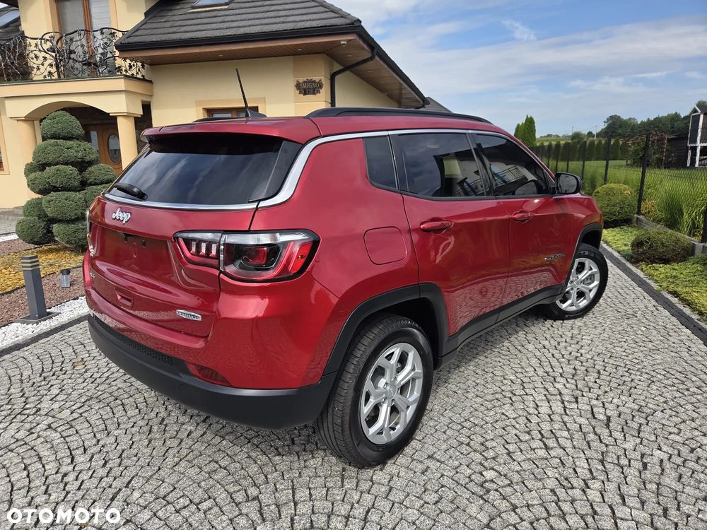 Jeep Compass - 23