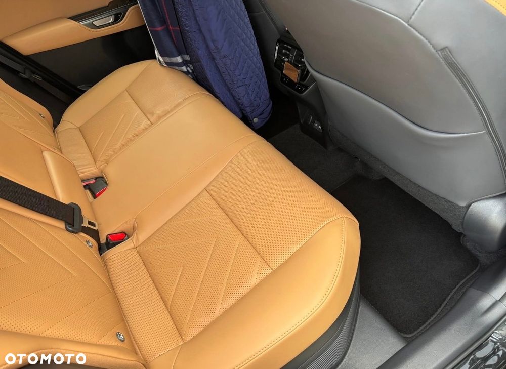 Lexus NX 350h Omotenashi AWD - 9