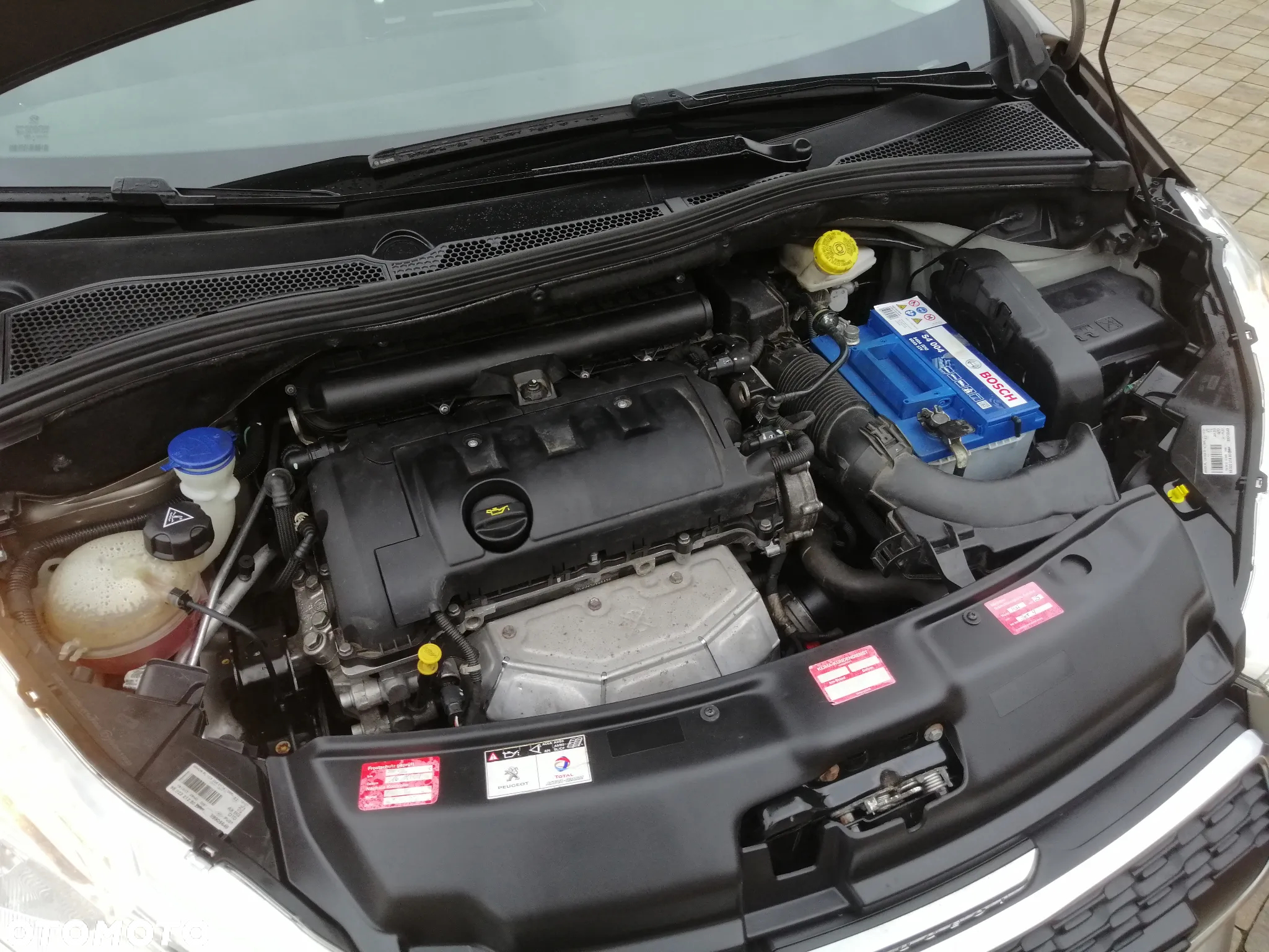 Opel Corsa 1.4 16V Active - 30
