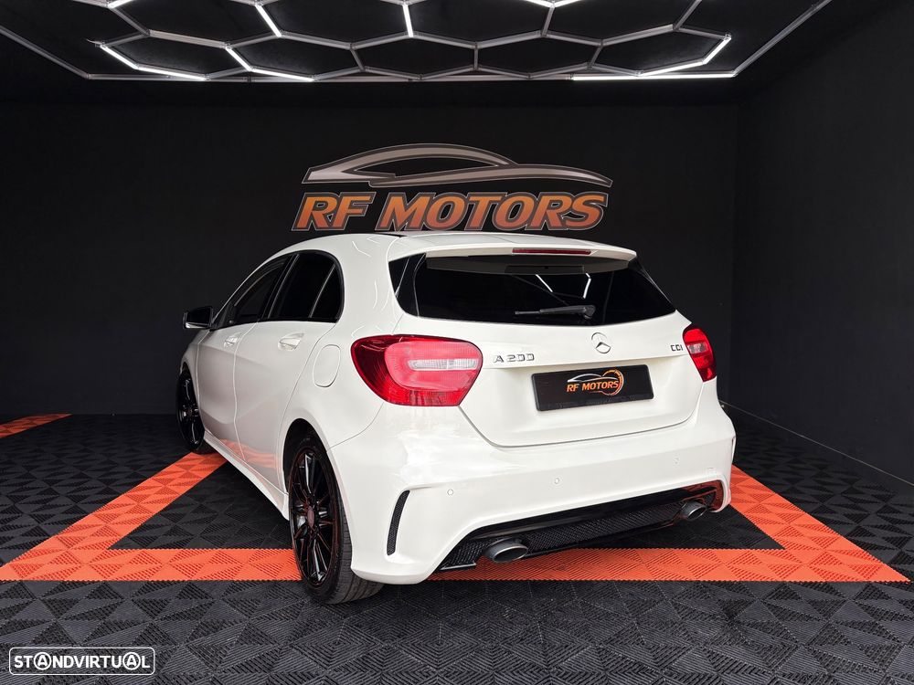 Mercedes-Benz A 200 CDI AMG Line - 6