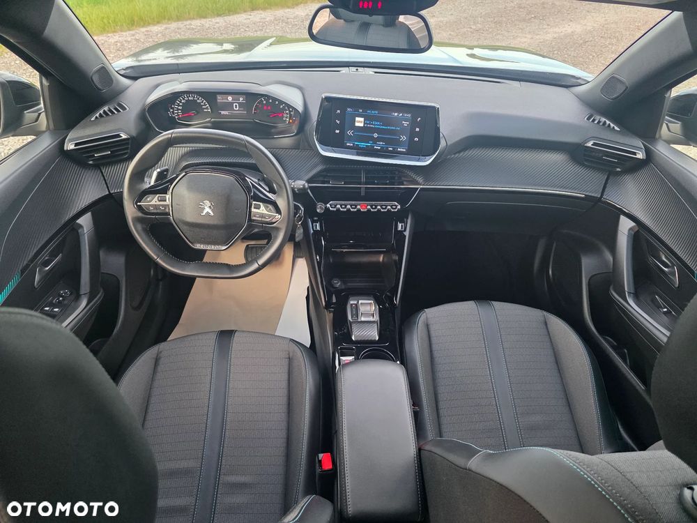 Peugeot 2008 PureTech 130 EAT8 Active Pack - 17