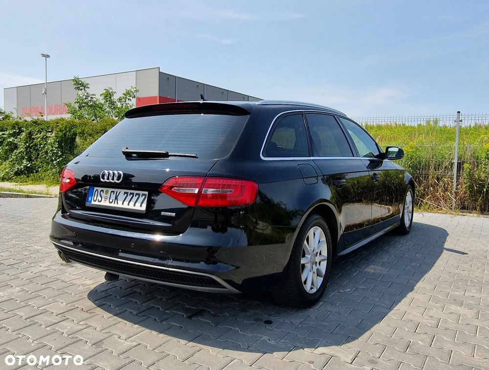 Audi A4 Avant 2.0 TDI DPF clean diesel quattro Attraction - 20