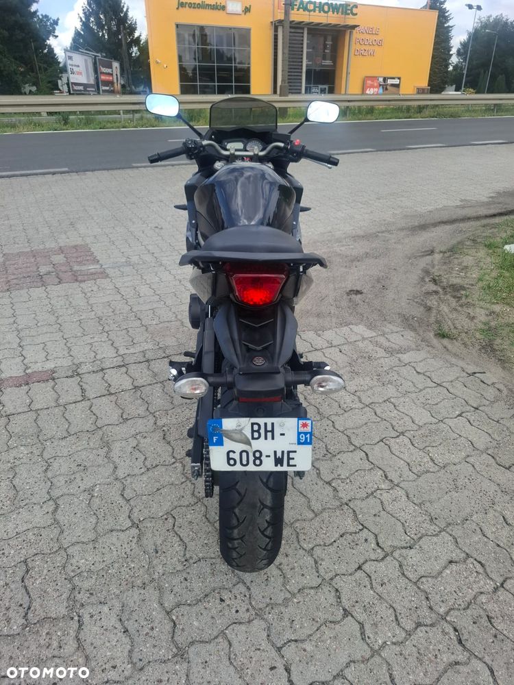 Yamaha XJ - 5