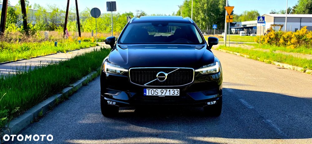 Volvo XC 60 T5 AWD Momentum - 2